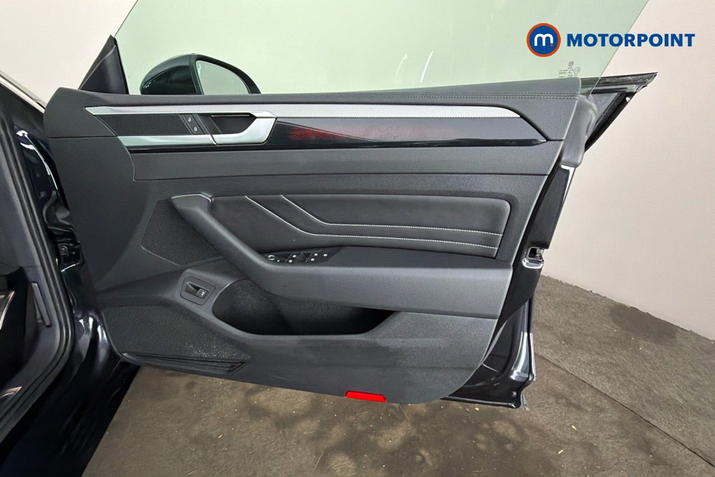 Volkswagen Arteon R-Line Automatic Petrol Hatchback - Stock Number (1623952) - 19th supplementary image