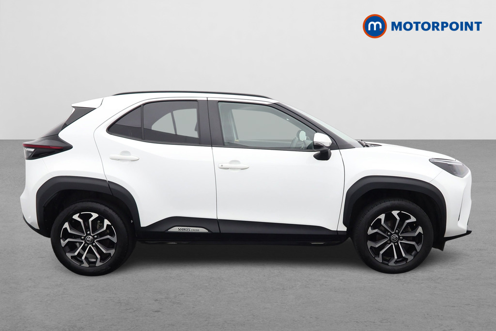 Toyota Yaris Cross Design Automatic Petrol-Electric Hybrid Estate - Stock Number (1624248) - Drivers side
