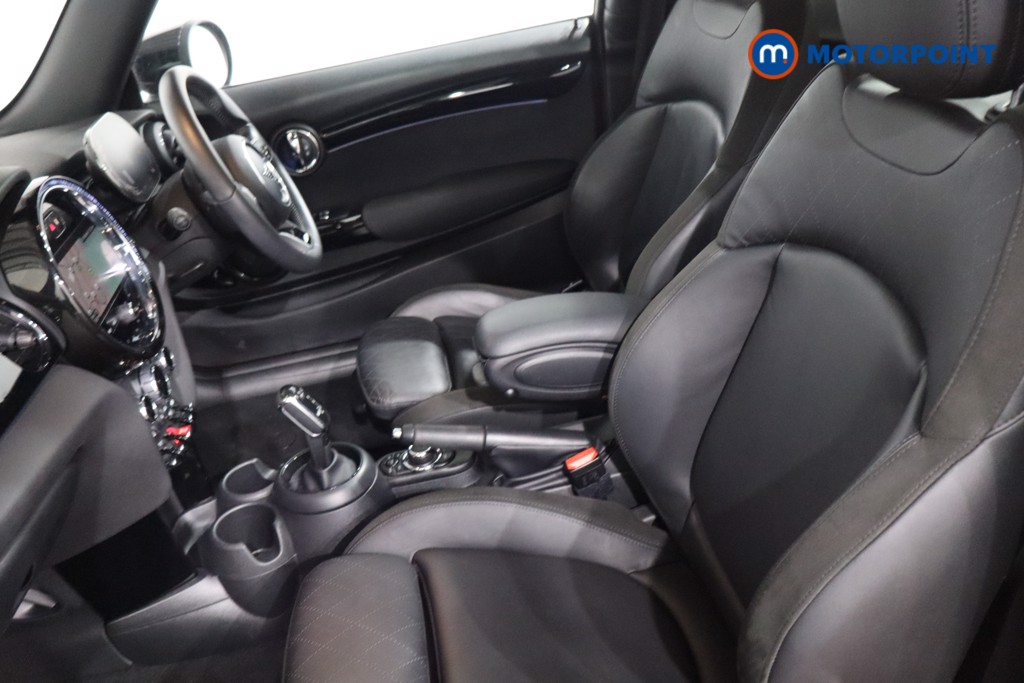 Mini Hatchback Cooper Sport Automatic Petrol Hatchback - Stock Number (1624524) - 4th supplementary image