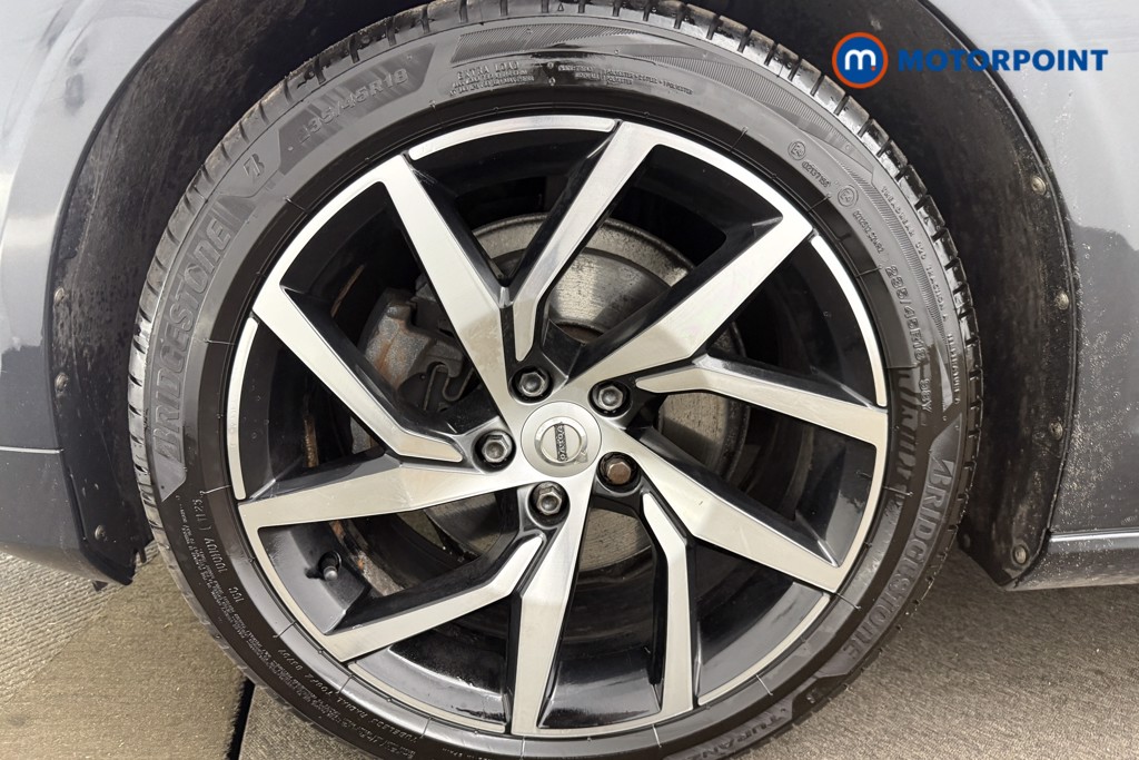 Volvo V60 Momentum Pro Automatic Diesel Estate - Stock Number (1624567) - 4th supplementary image