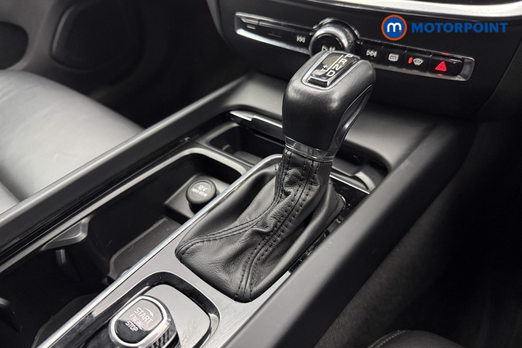 Volvo V60 Momentum Pro Automatic Diesel Estate - Stock Number (1624567) - 19th supplementary image