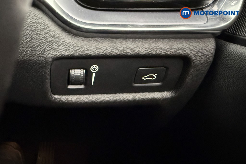 Volvo V60 Momentum Pro Automatic Diesel Estate - Stock Number (1624567) - 22nd supplementary image