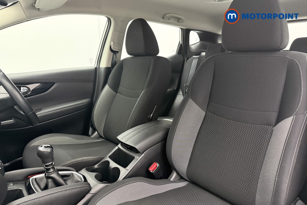 Nissan Qashqai Acenta Manual Diesel SUV - Stock Number (1624610) - 7th supplementary image