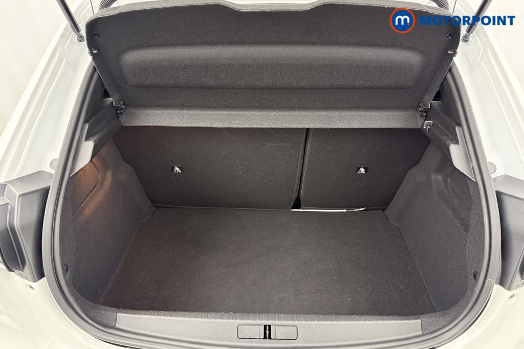 Peugeot 208 Allure Manual Petrol Hatchback - Stock Number (1624795) - 21st supplementary image