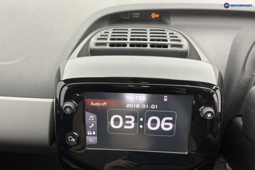 Peugeot 108 Allure Manual Petrol Hatchback - Stock Number (1625159) - 3rd supplementary image