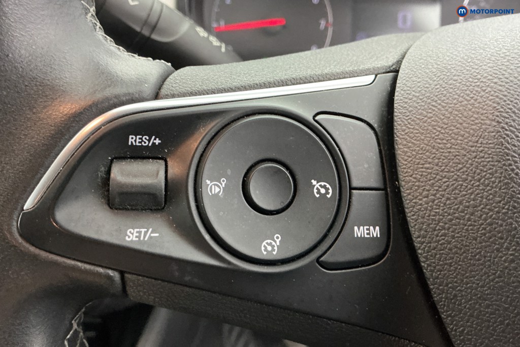 Vauxhall Crossland X Griffin Manual Diesel SUV - Stock Number (1625499) - 21st supplementary image