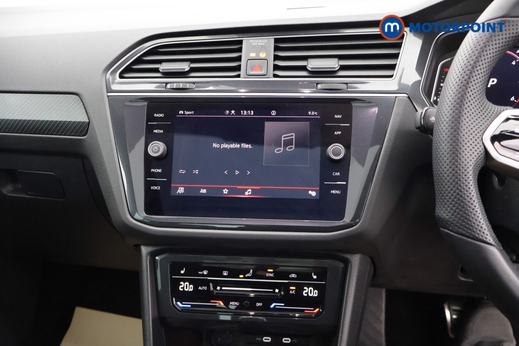 Volkswagen Tiguan R-Line Automatic Diesel SUV - Stock Number (1626104) - 4th supplementary image