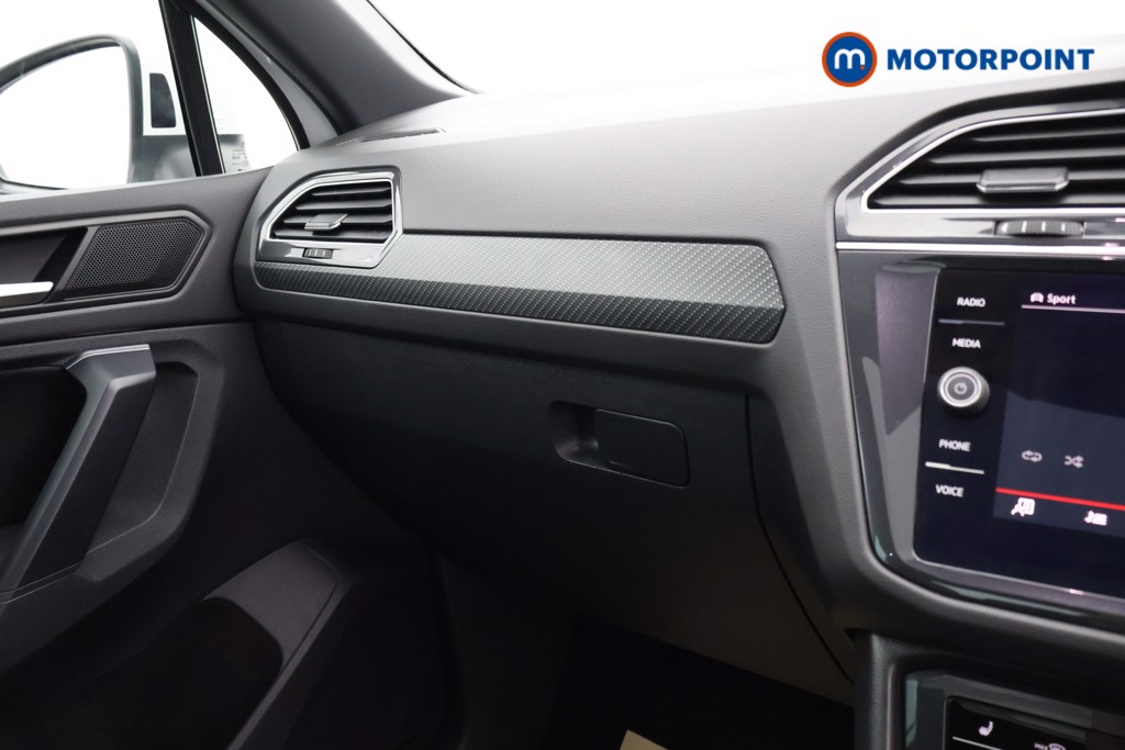 Volkswagen Tiguan R-Line Automatic Diesel SUV - Stock Number (1626104) - 6th supplementary image