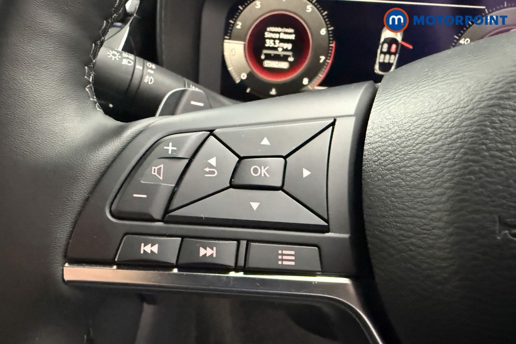 Nissan Juke Tekna Automatic Petrol SUV - Stock Number (1626142) - 3rd supplementary image