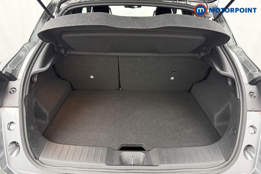 Nissan Juke Tekna Automatic Petrol SUV - Stock Number (1626142) - 23rd supplementary image