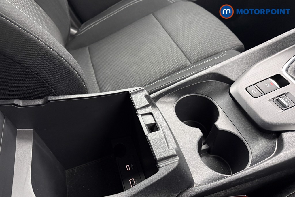 Nissan Qashqai Acenta Premium Manual Petrol SUV - Stock Number (1626223) - 12th supplementary image