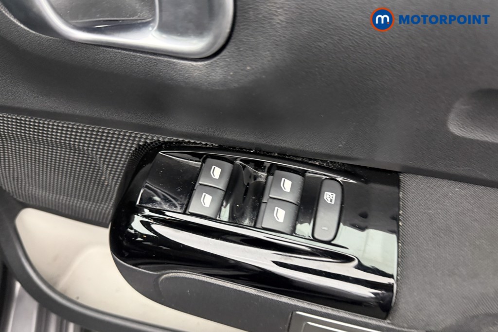 Citroen C3 Shine Plus Manual Petrol Hatchback - Stock Number (1626438) - 14th supplementary image