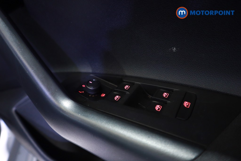 Volkswagen Polo SE Manual Petrol Hatchback - Stock Number (1626503) - 3rd supplementary image