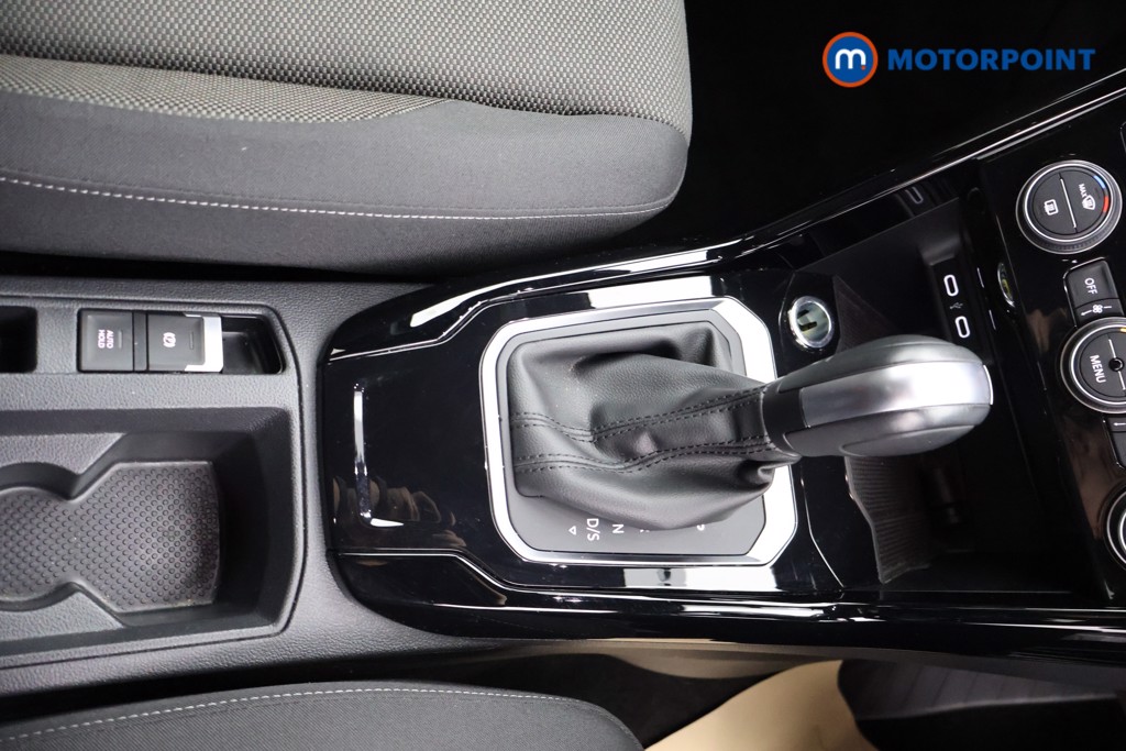 Volkswagen T-Roc Black Edition Automatic Petrol SUV - Stock Number (1626750) - 9th supplementary image