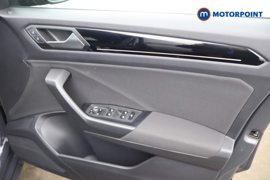 Volkswagen T-Roc Black Edition Automatic Petrol SUV - Stock Number (1626750) - 12th supplementary image