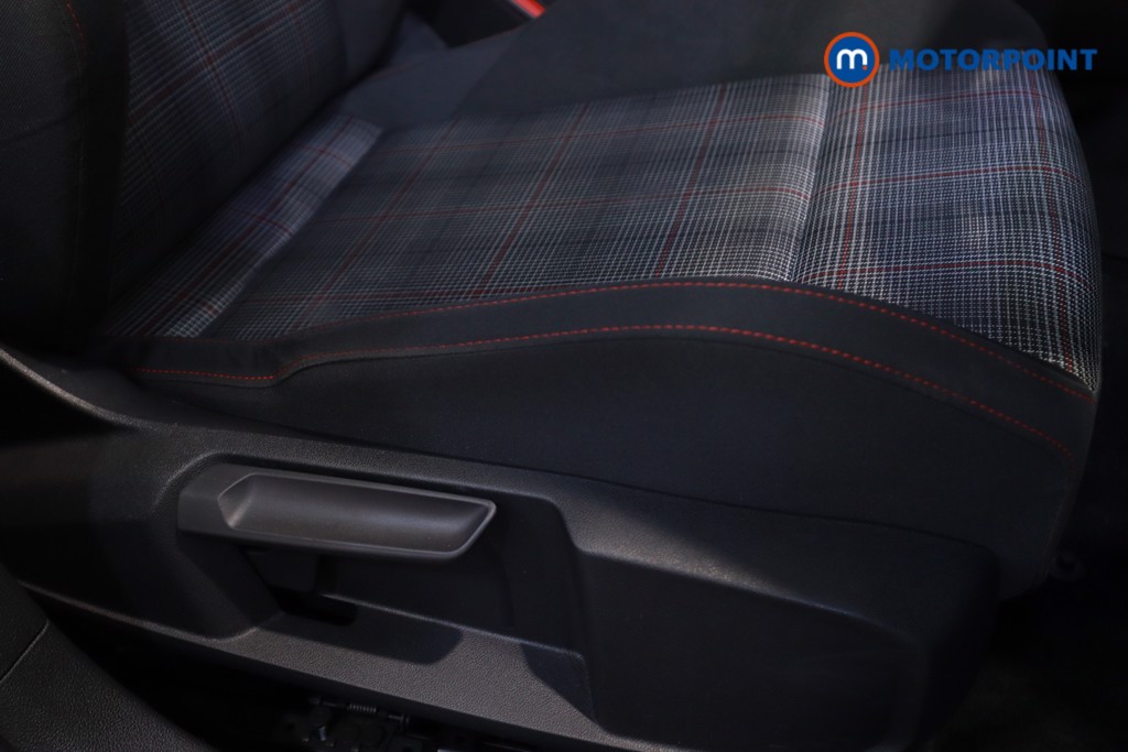 Volkswagen Golf GTI Automatic Petrol Hatchback - Stock Number (1626756) - 6th supplementary image