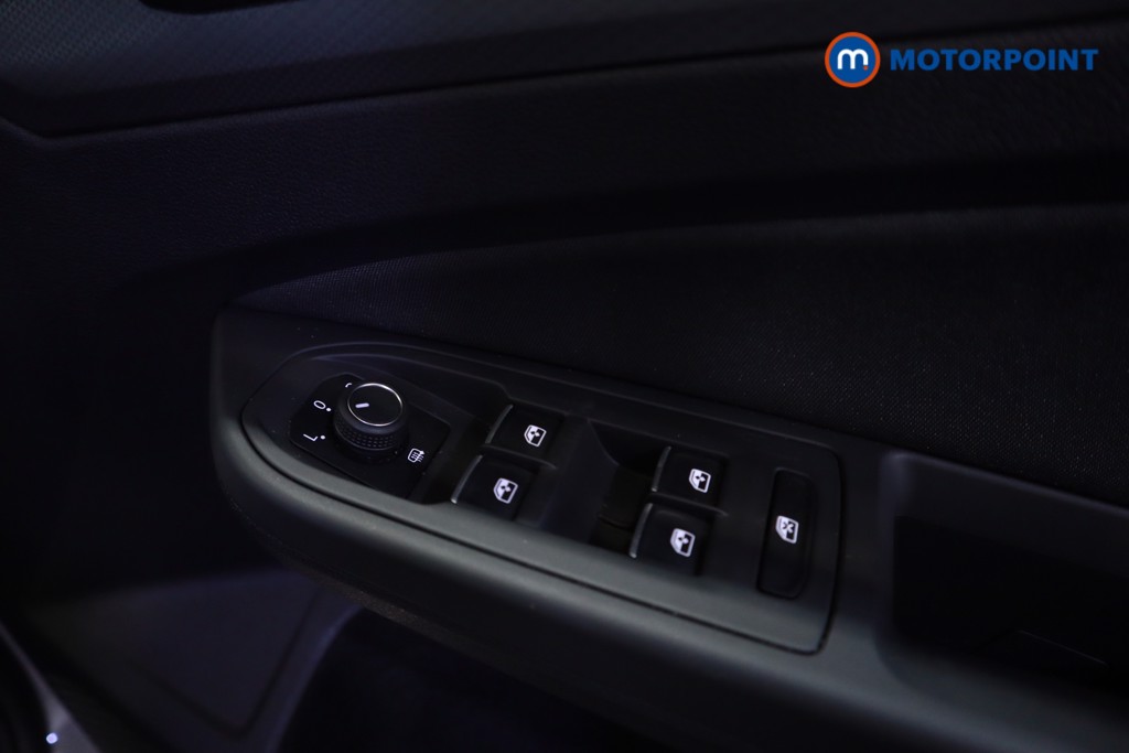 Volkswagen Golf Active Manual Petrol Hatchback - Stock Number (1626774) - 3rd supplementary image