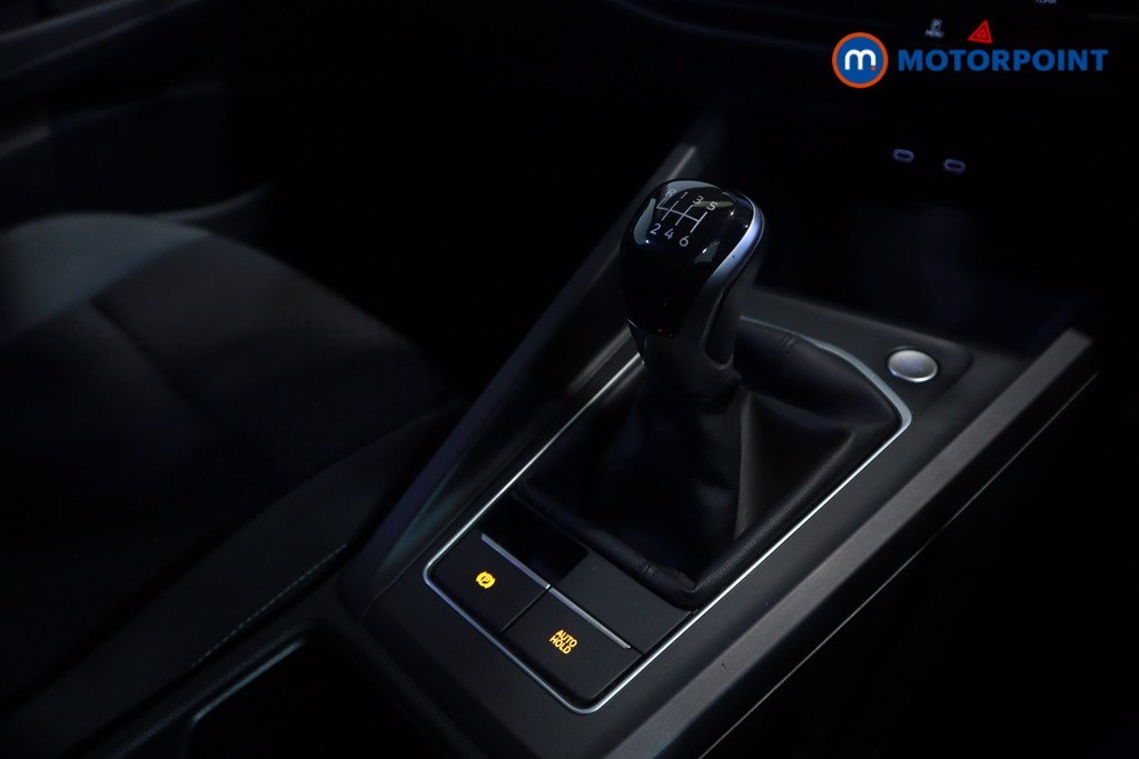 Volkswagen Golf Active Manual Petrol Hatchback - Stock Number (1626774) - 24th supplementary image