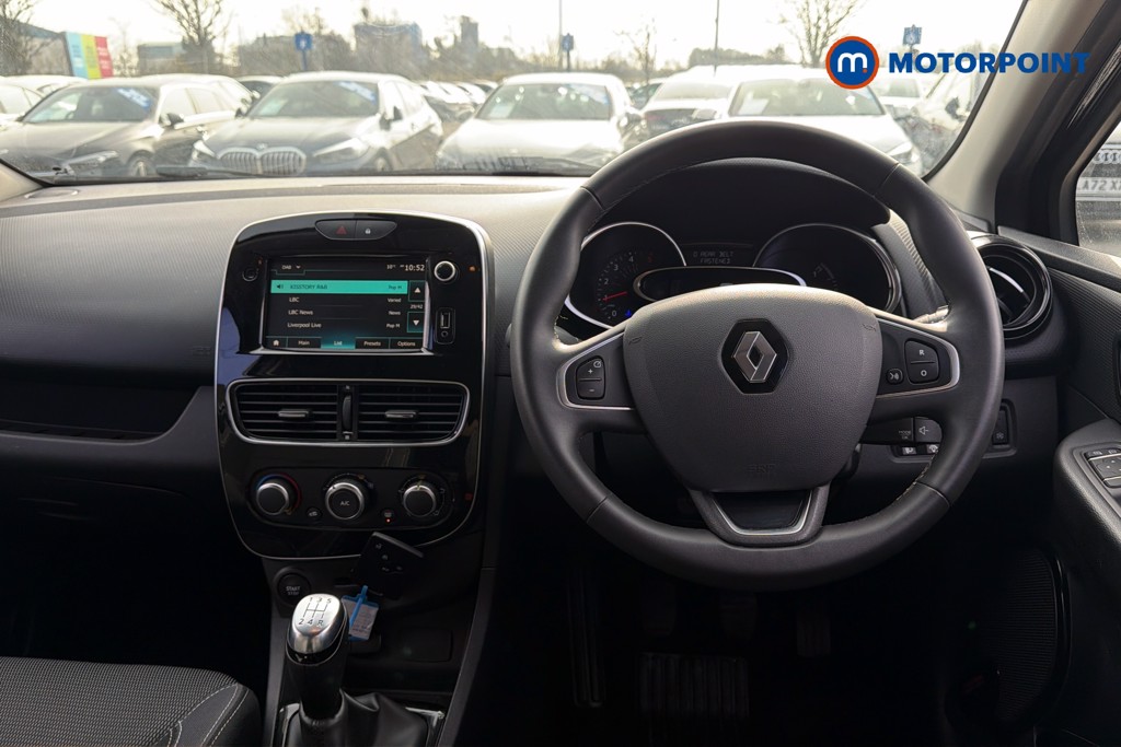 Renault Clio Iconic Manual Diesel Hatchback - Stock Number (1626881) - 2nd supplementary image