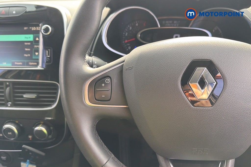 Renault Clio Iconic Manual Diesel Hatchback - Stock Number (1626881) - 3rd supplementary image
