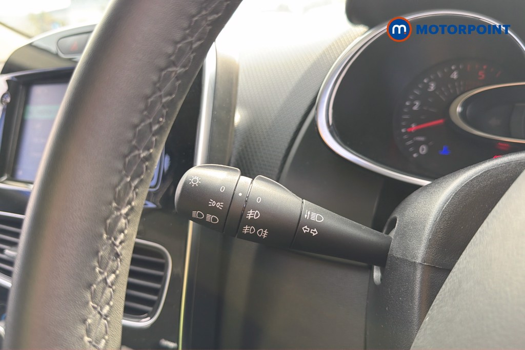 Renault Clio Iconic Manual Diesel Hatchback - Stock Number (1626881) - 6th supplementary image