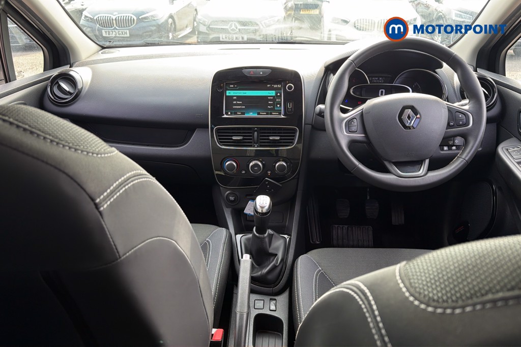 Renault Clio Iconic Manual Diesel Hatchback - Stock Number (1626881) - 1st supplementary image
