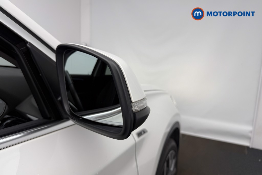BMW X1 Xline Automatic Petrol Plug-In Hybrid SUV - Stock Number (1626995) - 26th supplementary image