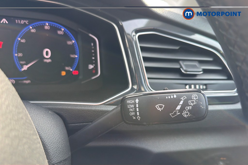 Volkswagen T-Roc SEL Automatic Petrol SUV - Stock Number (1627043) - 7th supplementary image