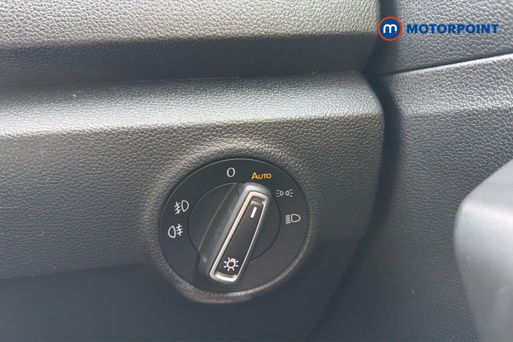 Volkswagen T-Roc SEL Automatic Petrol SUV - Stock Number (1627043) - 18th supplementary image