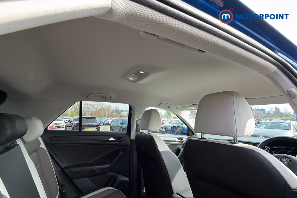 Volkswagen T-Roc SEL Automatic Petrol SUV - Stock Number (1627043) - 32nd supplementary image