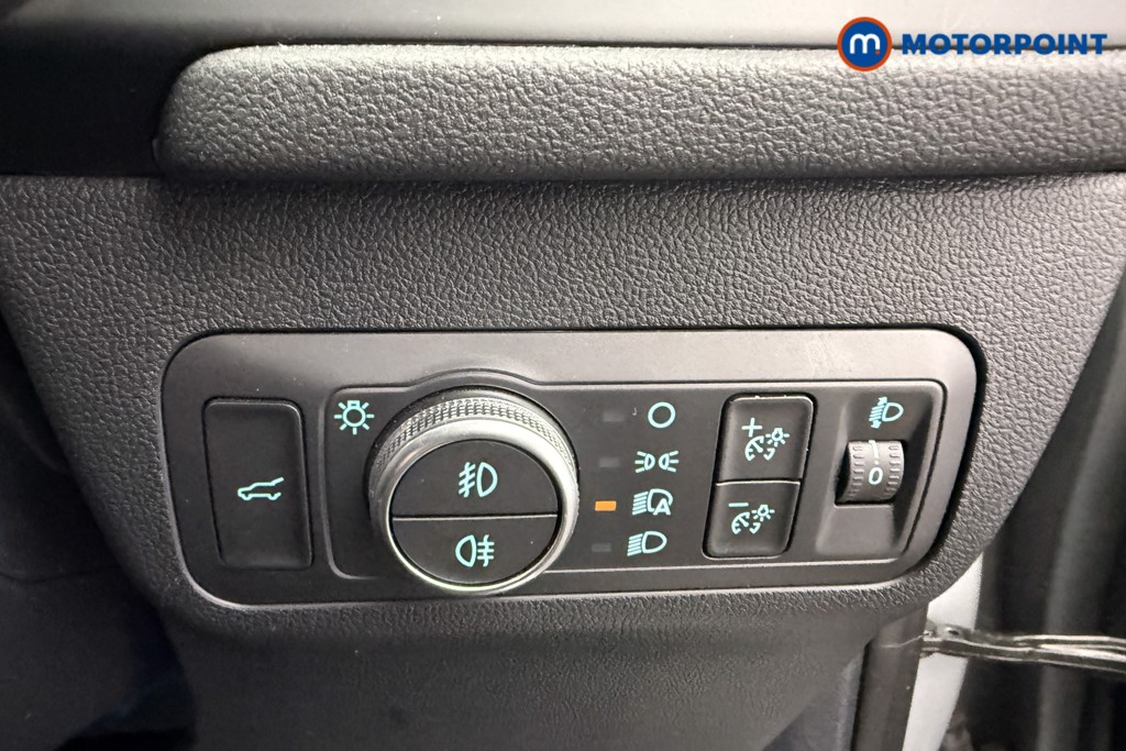 Ford Kuga St-Line Edition Manual Diesel SUV - Stock Number (1627130) - 13th supplementary image