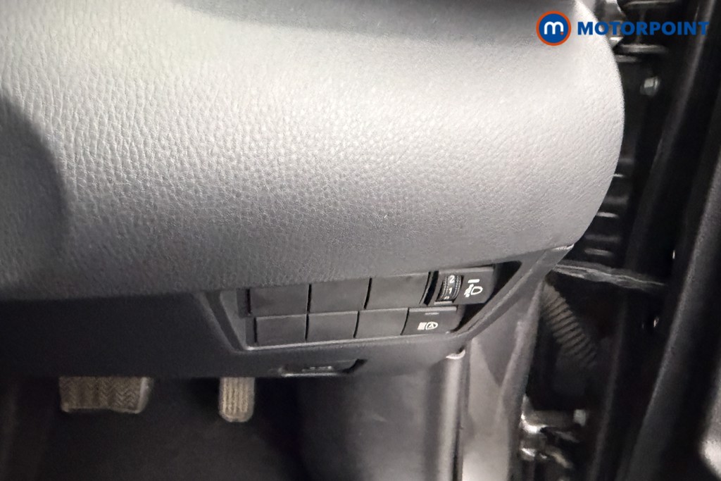 Toyota Yaris Cross Design Automatic Petrol-Electric Hybrid Estate - Stock Number (1627484) - 21st supplementary image