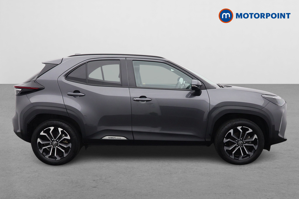Toyota Yaris Cross Design Automatic Petrol-Electric Hybrid Estate - Stock Number (1627484) - Drivers side