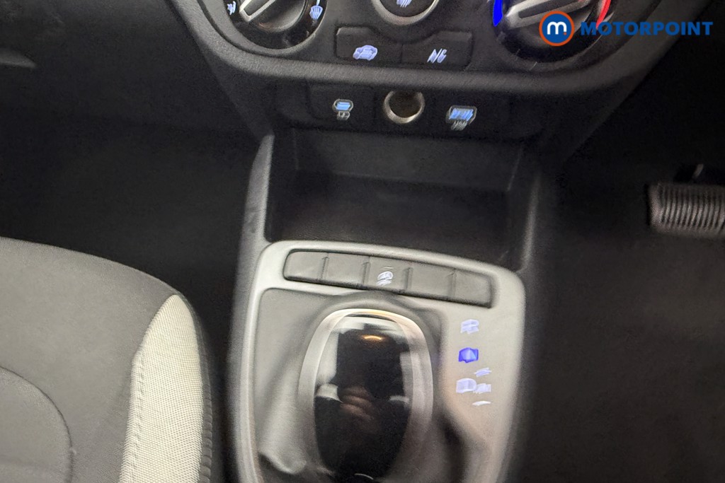 Hyundai I10 Advance Automatic Petrol Hatchback - Stock Number (1627485) - 6th supplementary image