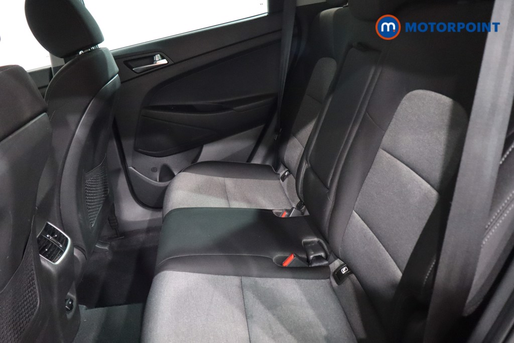 Hyundai Tucson Se Nav Manual Petrol SUV - Stock Number (1627580) - 5th supplementary image