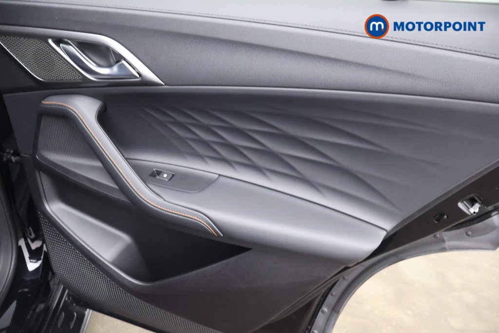 Mg Motor Uk HS Trophy Automatic Petrol Plug-In Hybrid SUV - Stock Number (1627629) - 14th supplementary image