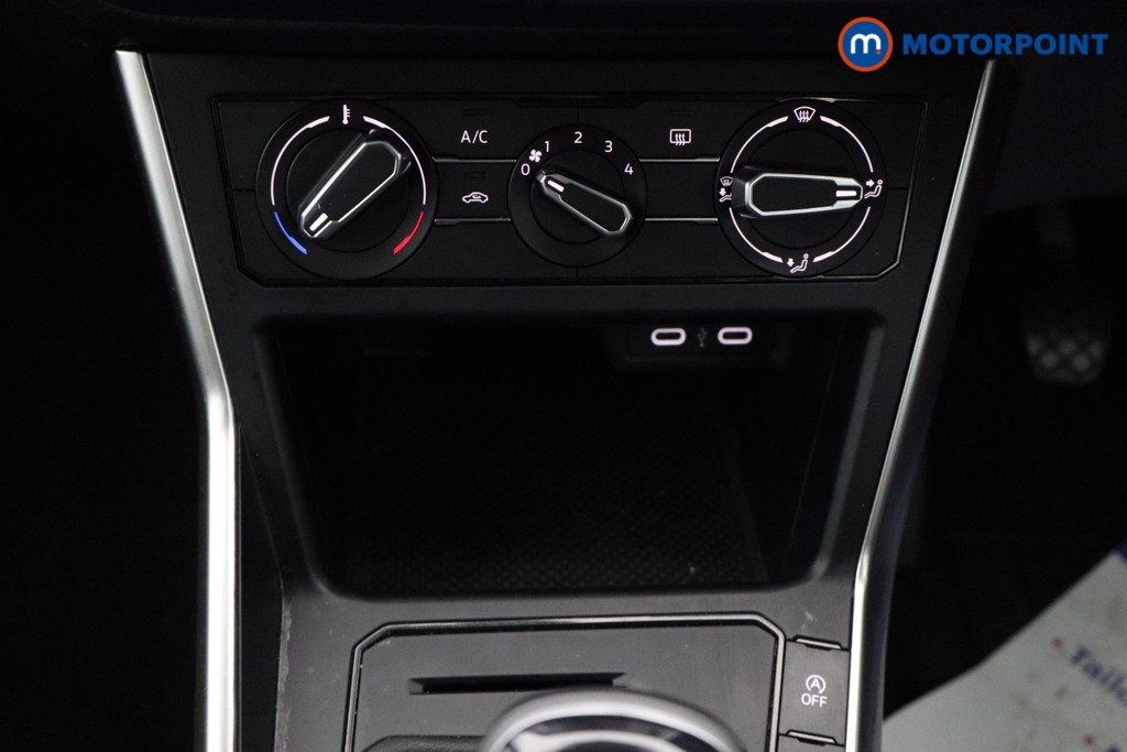 Volkswagen Polo Life Manual Petrol Hatchback - Stock Number (1627632) - 3rd supplementary image