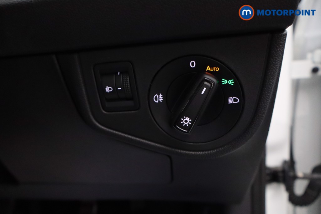 Volkswagen Polo Life Manual Petrol Hatchback - Stock Number (1627632) - 12th supplementary image