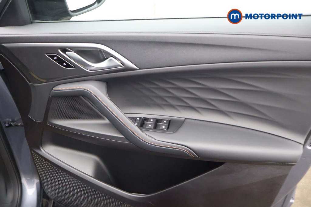 Mg Motor Uk HS Trophy Automatic Petrol Plug-In Hybrid SUV - Stock Number (1627723) - 11th supplementary image