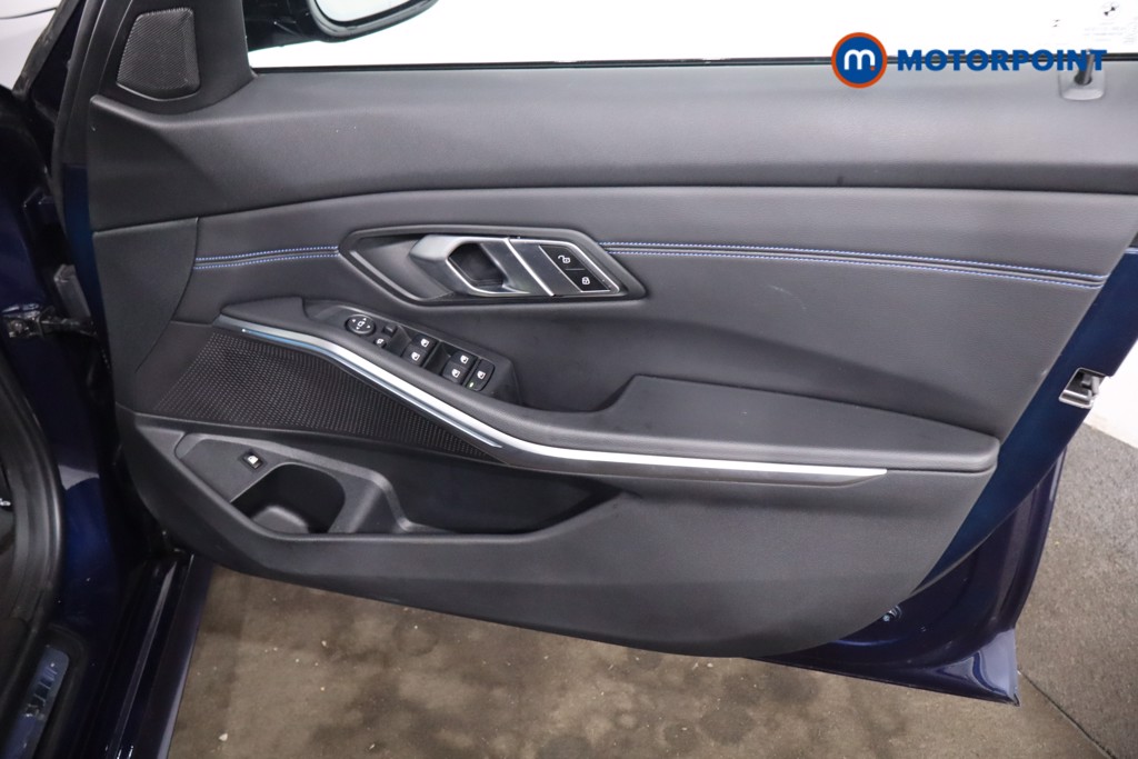 BMW 3 Series M Sport Pro Edition Automatic Petrol Plug-In Hybrid Saloon - Stock Number (1628076) - 26th supplementary image