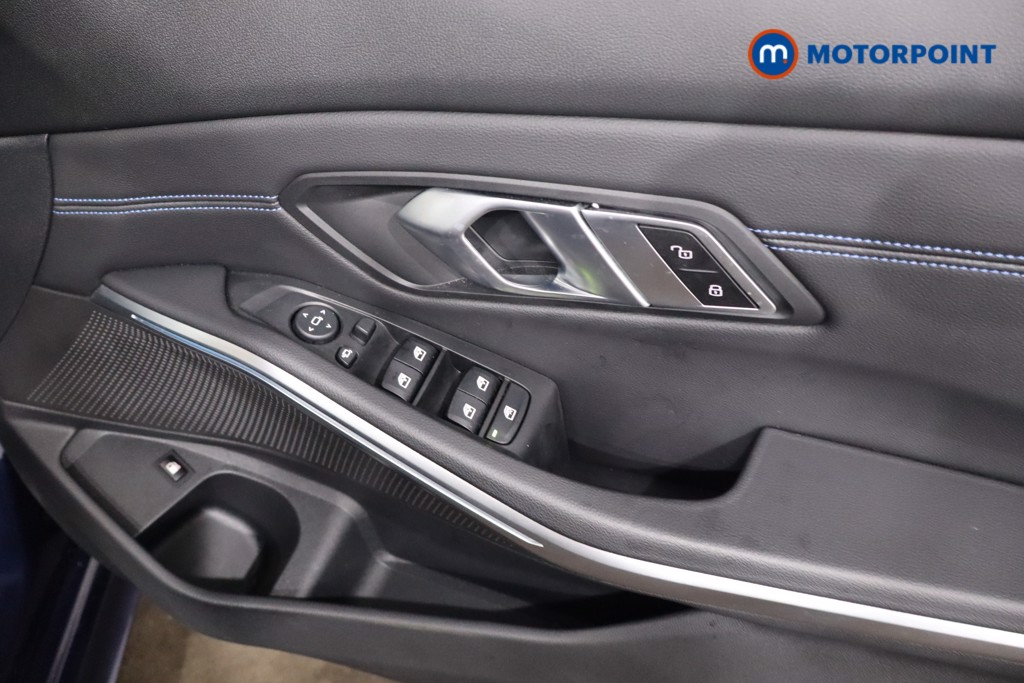 BMW 3 Series M Sport Pro Edition Automatic Petrol Plug-In Hybrid Saloon - Stock Number (1628076) - 27th supplementary image