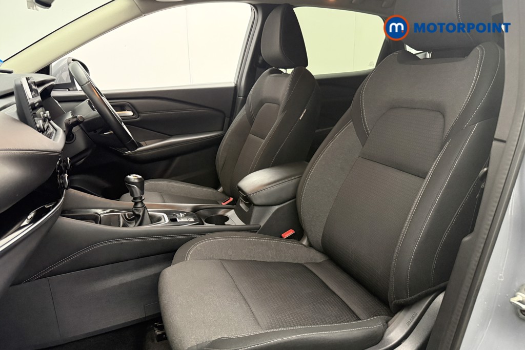 Nissan Qashqai N-Connecta Manual Petrol SUV - Stock Number (1628374) - 5th supplementary image