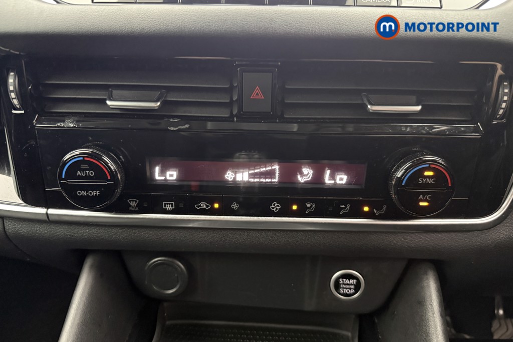 Nissan Qashqai N-Connecta Manual Petrol SUV - Stock Number (1628374) - 17th supplementary image