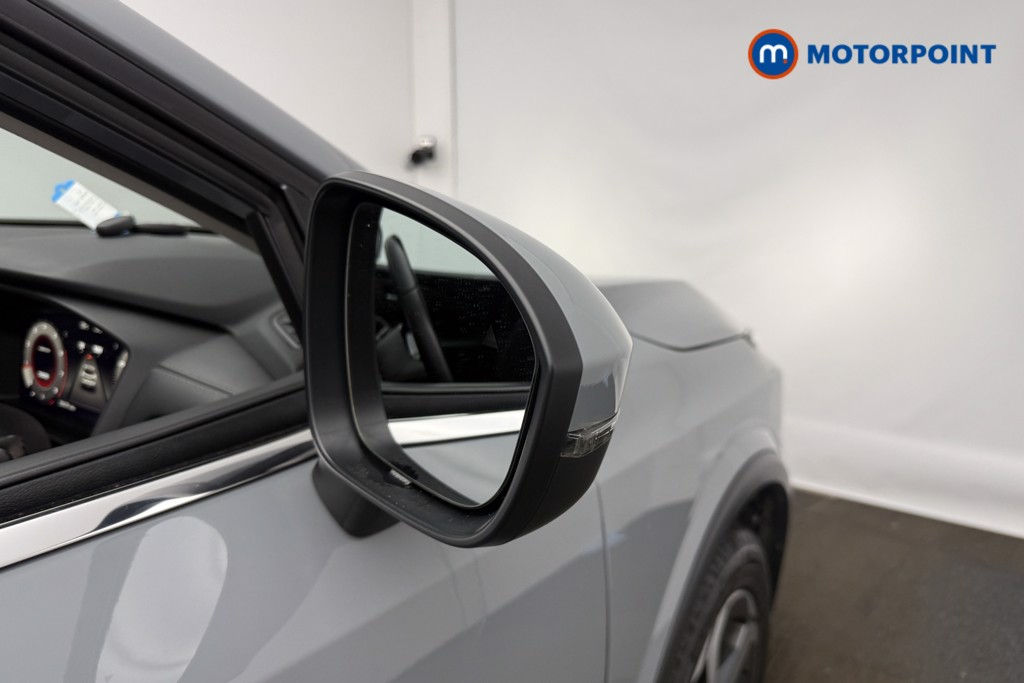 Nissan Qashqai N-Connecta Manual Petrol SUV - Stock Number (1628374) - 25th supplementary image