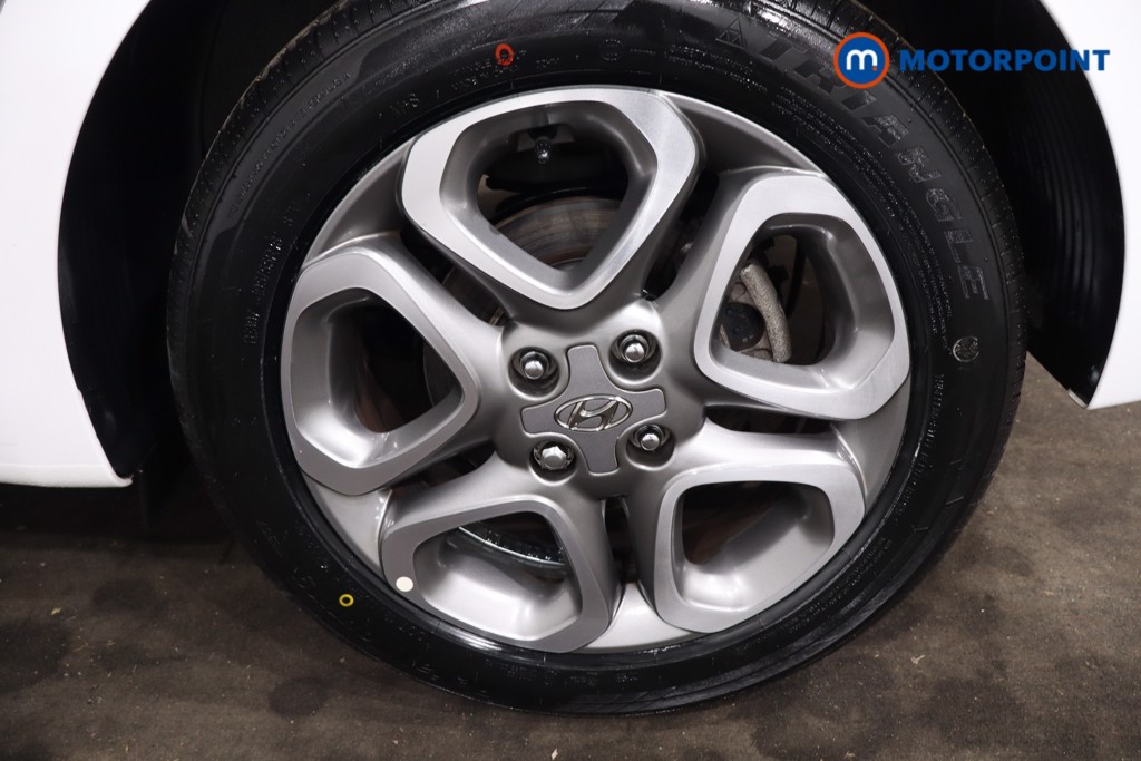 Hyundai I20 Play Manual Petrol Hatchback - Stock Number (1628523) - 13th supplementary image