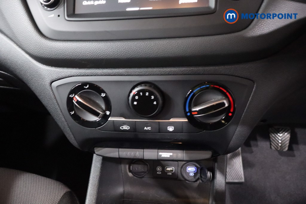 Hyundai I20 Play Manual Petrol Hatchback - Stock Number (1628523) - 21st supplementary image