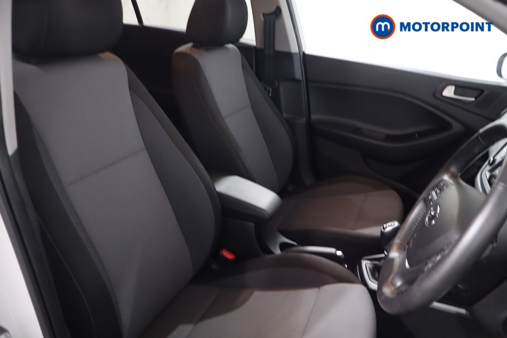 Hyundai I20 Play Manual Petrol Hatchback - Stock Number (1628523) - 24th supplementary image