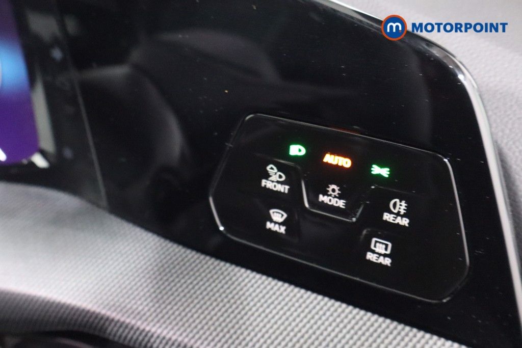 Volkswagen Golf Black Edition Automatic Diesel Hatchback - Stock Number (1628570) - 18th supplementary image