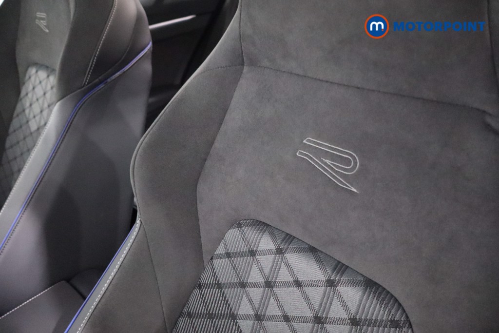 Volkswagen Golf Black Edition Automatic Diesel Hatchback - Stock Number (1628570) - 29th supplementary image