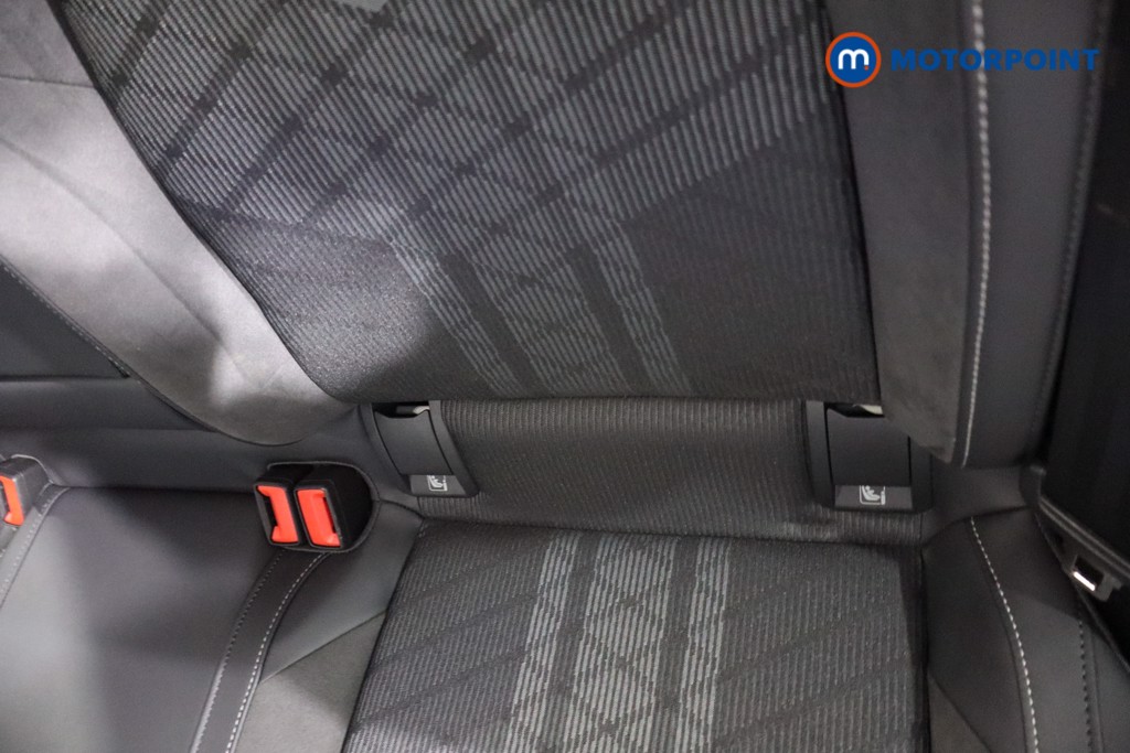 Volkswagen Golf Black Edition Automatic Diesel Hatchback - Stock Number (1628570) - 30th supplementary image